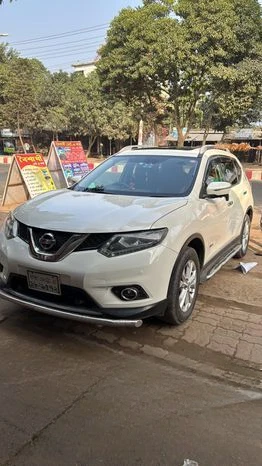 Used Nissan X-Trail 2015 Price in Sri Lanka